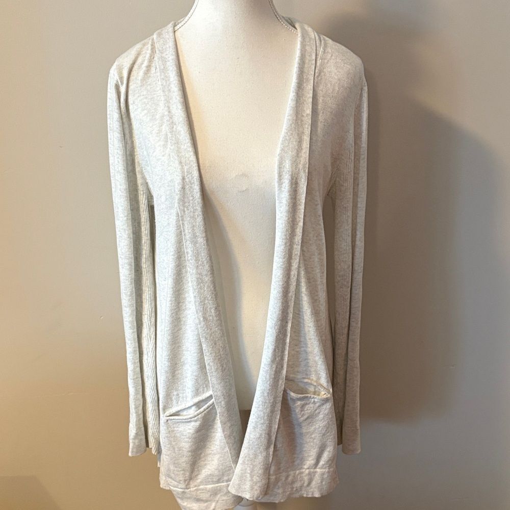 Margaret O’Leary 100% Cotton Light Gray Open Front Cardigan Sweater. Size Medium